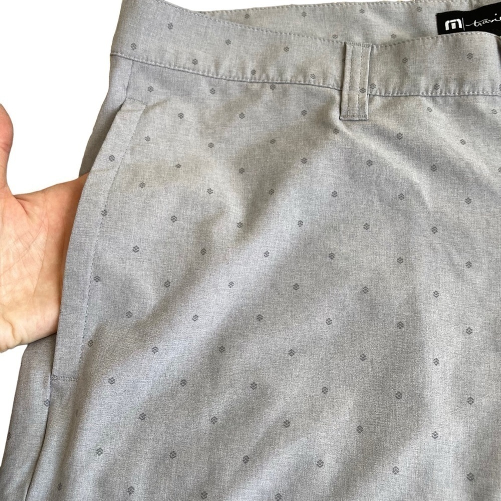 Travis Mathew ‘Barnacle’ Hybrid Shorts in Grey Heather Sleet Golf 9” Sz L - Picture 4 of 16